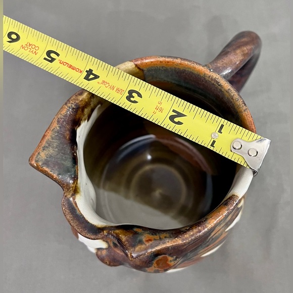 Signed Cat Creamer Pottery 5.5x3.75” - Picture 8 of 8